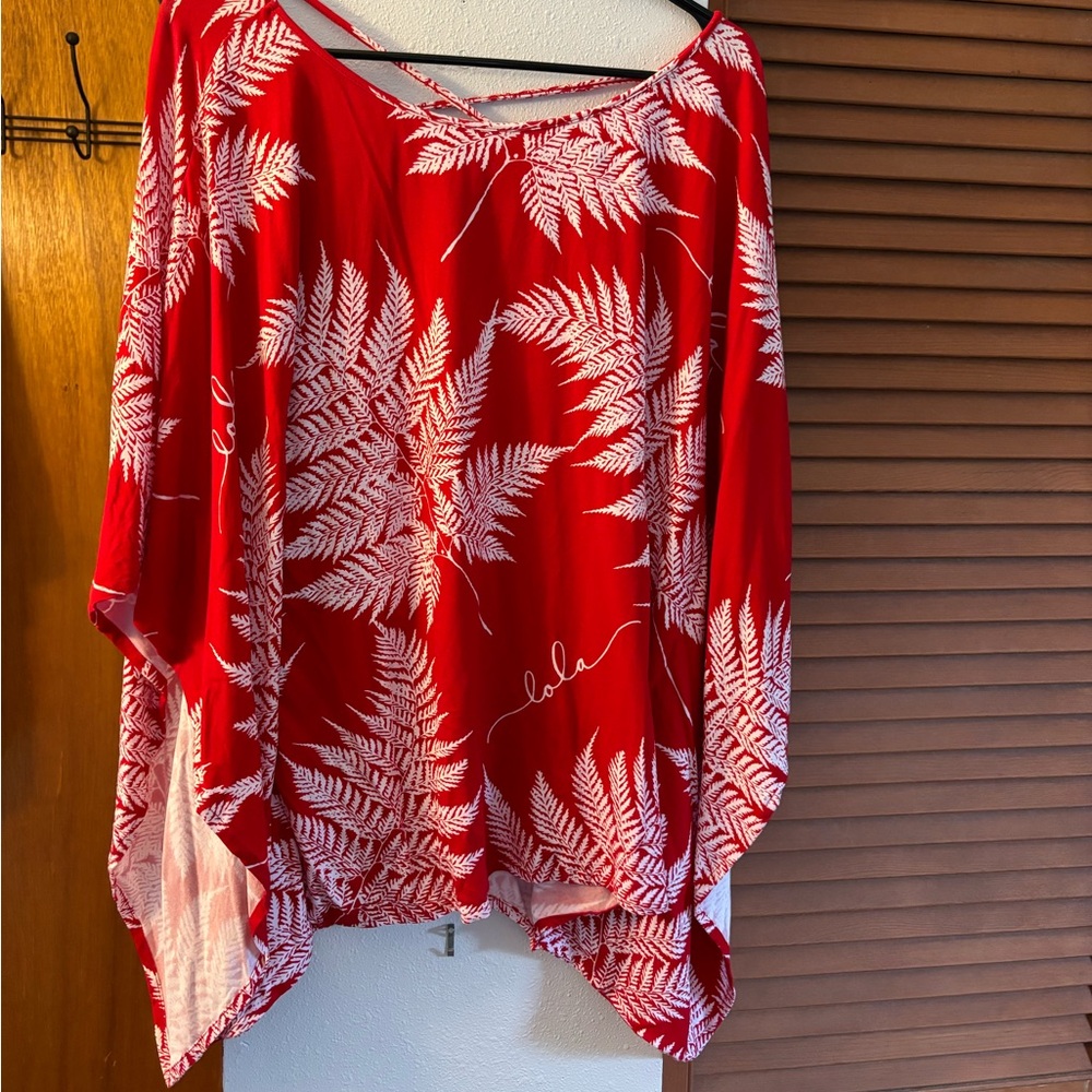 Lola Miller / Simply Sisters Hawaiian Print Top Hilo Hawaii